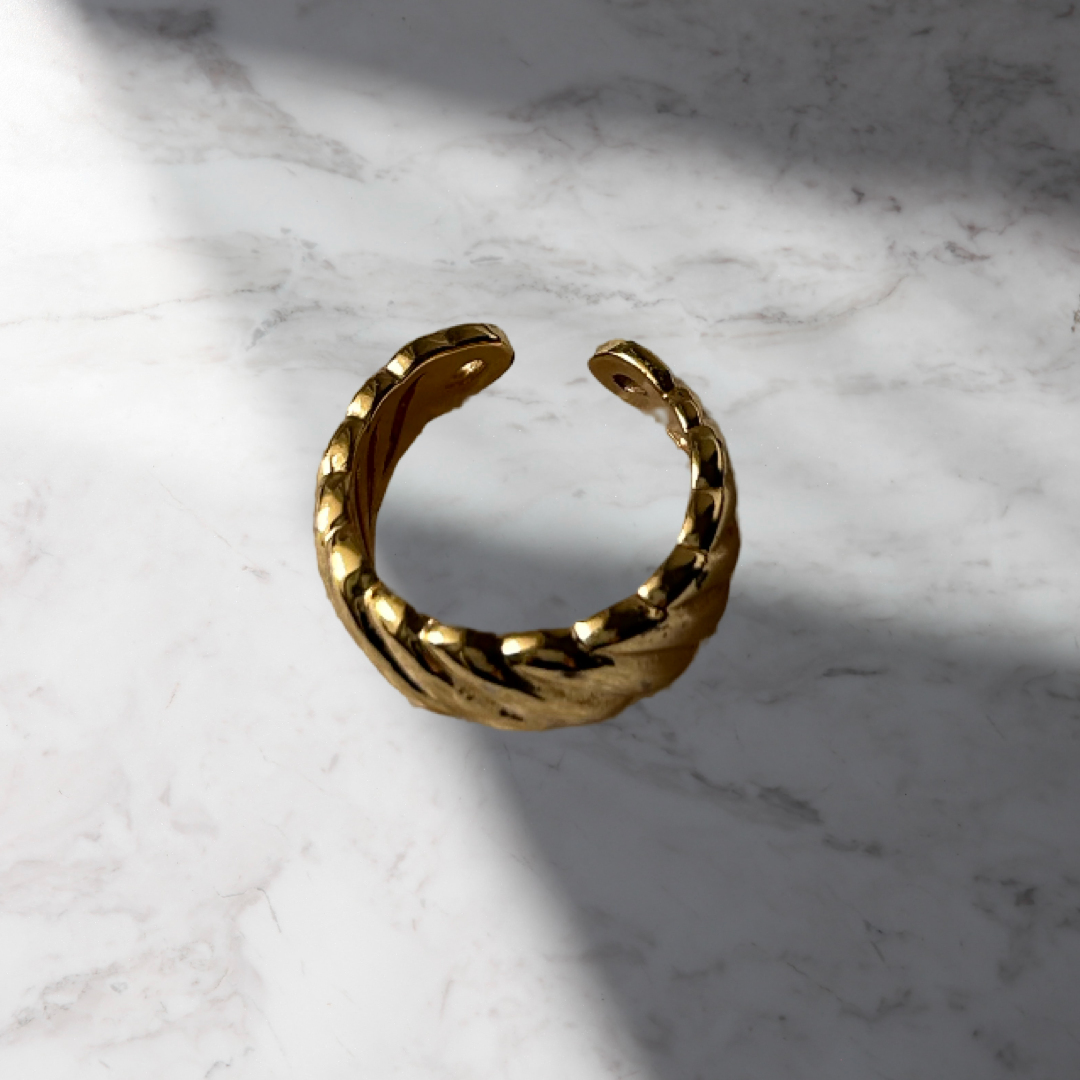 JOLIE RING