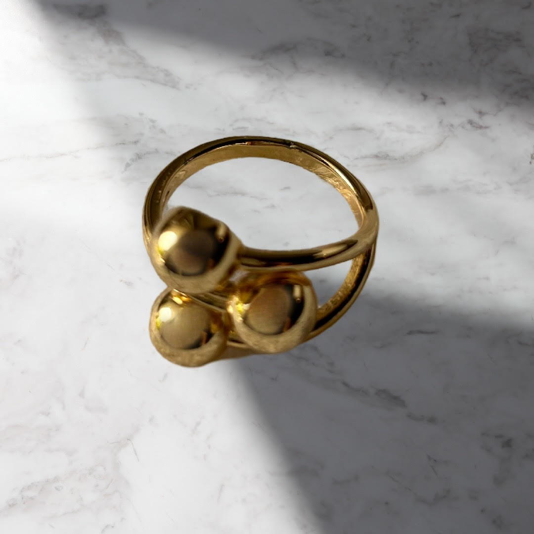 VANESSA RING
